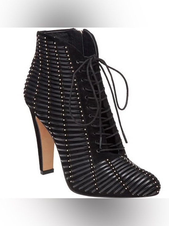 Vince Camuto Shoes - Vince Camuto Megara Bootie - Size 8.5